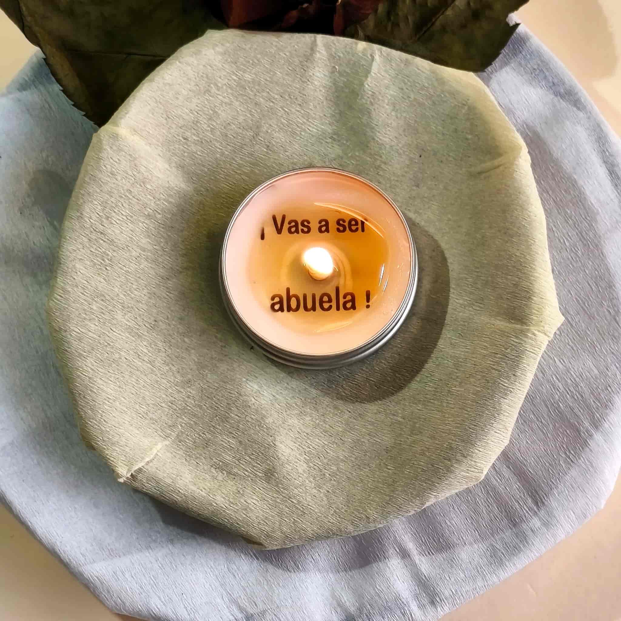 Latita vela revelación ¡Vas a ser abuela!  papel kraft flor seca regalo original
