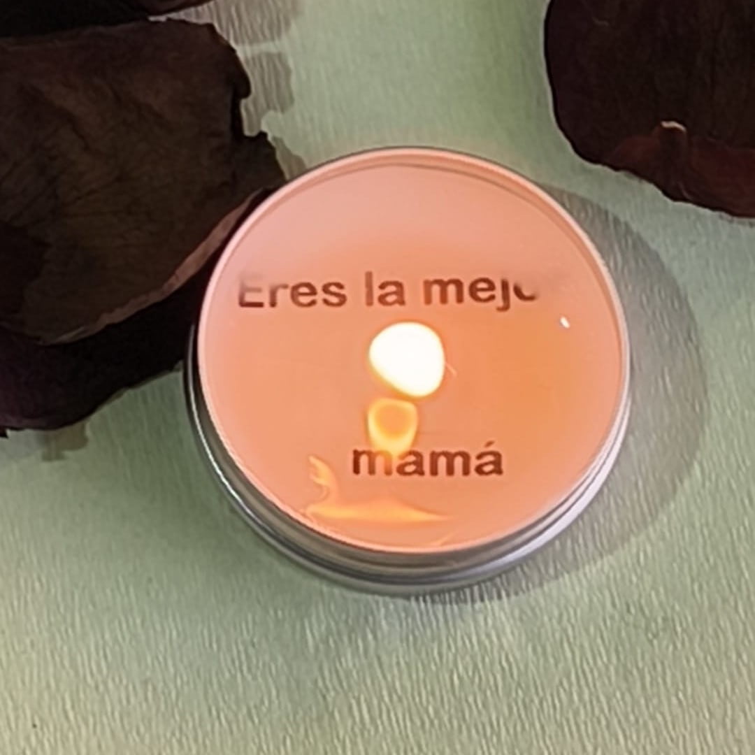 vela en lata con mensaje oculto revelación muestra mensaje eres la mejor mama